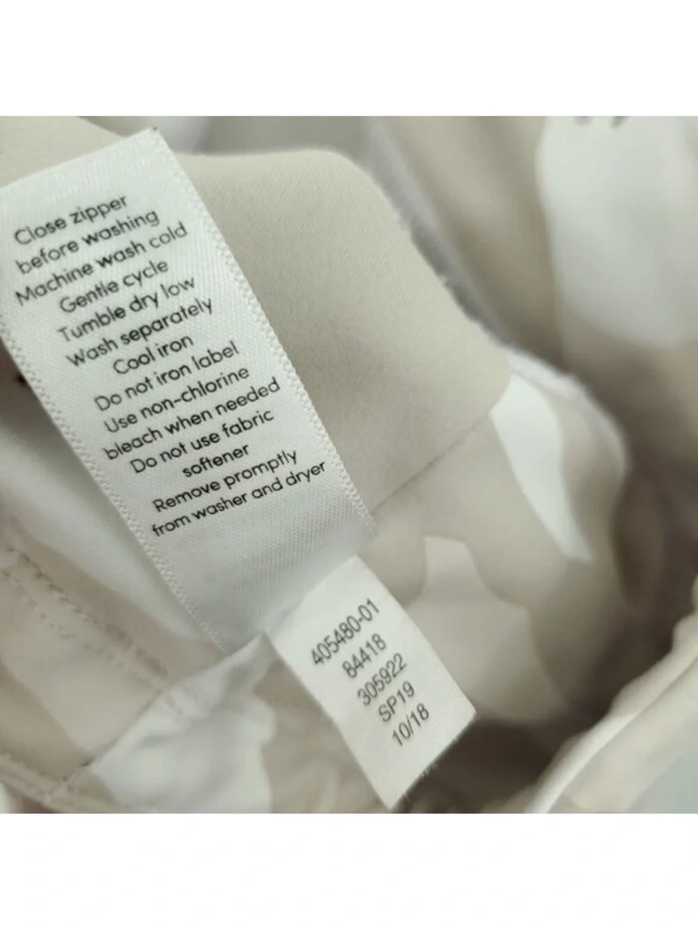 Athleta Camo Contender 7/8 Tight Legging L Powerlift white Camo